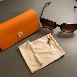 NWOT Tory Burch Sunglasses